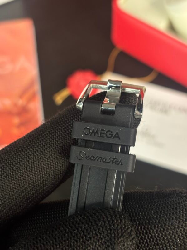 Omega Seamaster Diver 300M Black-Silver - Image 4