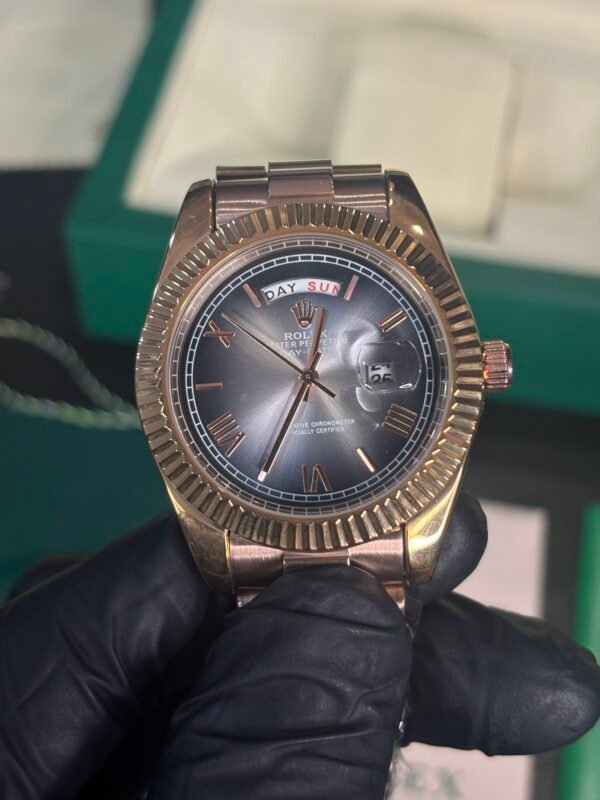 Rolex Oyster Perpetual Day-Date 40 - Image 4