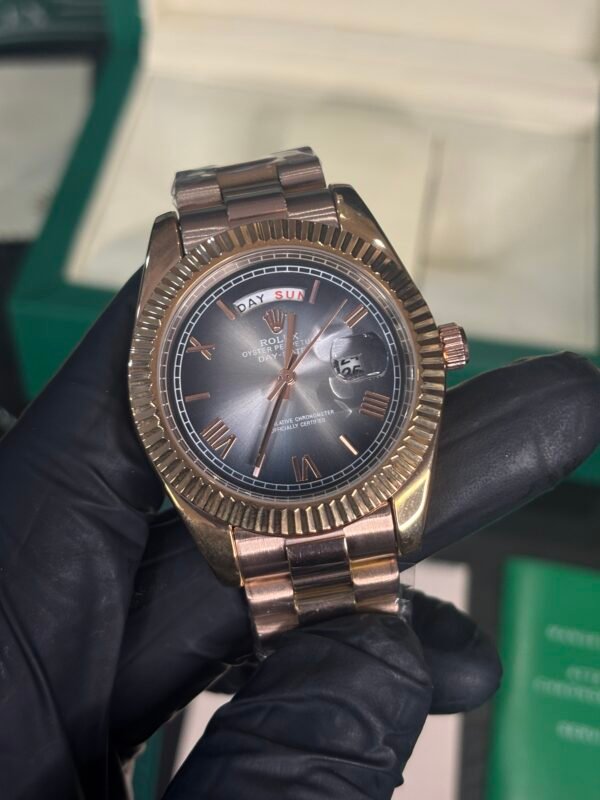 Rolex Oyster Perpetual Day-Date 40 - Image 3