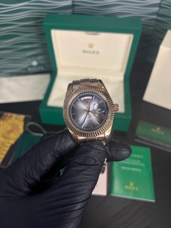 Rolex Oyster Perpetual Day-Date 40 - Image 2