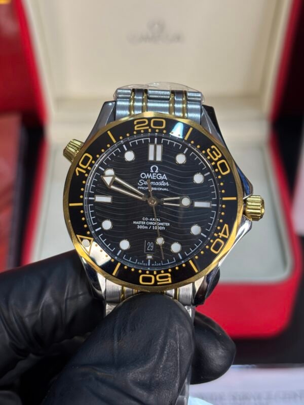 Omega Seamaster Diver 300M Two Tone Yellow Gold Black Dial - Image 4