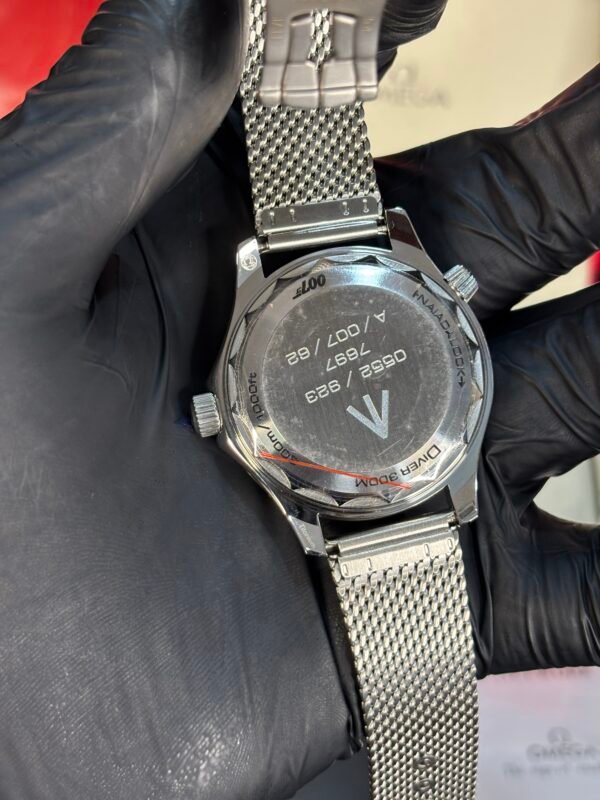 Omega Seamaster Diver 300M – James Bond 007 Edition - Image 3