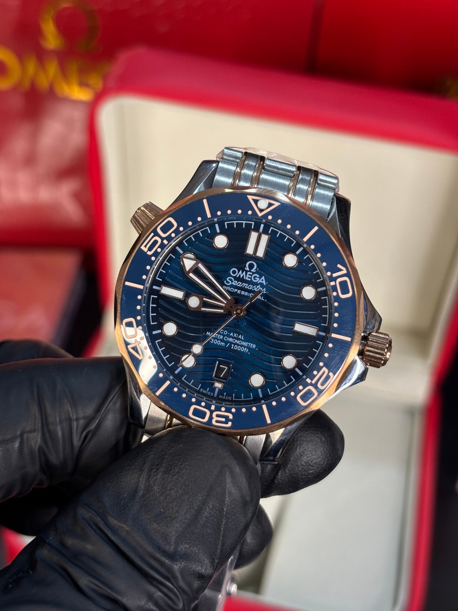 Omega Seamaster Diver 300M Co-Axial Master Chronometer – Two-Tone with Blue Ceramic Bezel and Copper-Blue Dial - Image 3