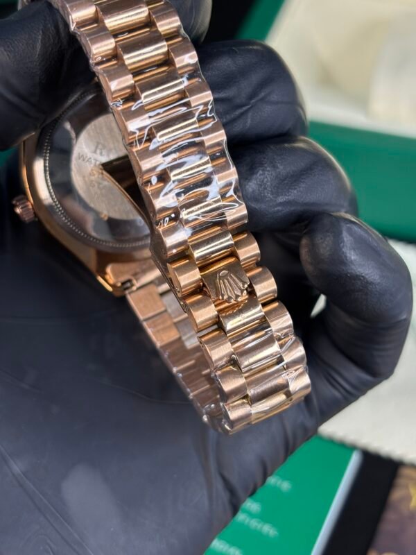 Rolex Oyster Perpetual Day-Date 40 Diamond Copper-Blue Dial - Image 6