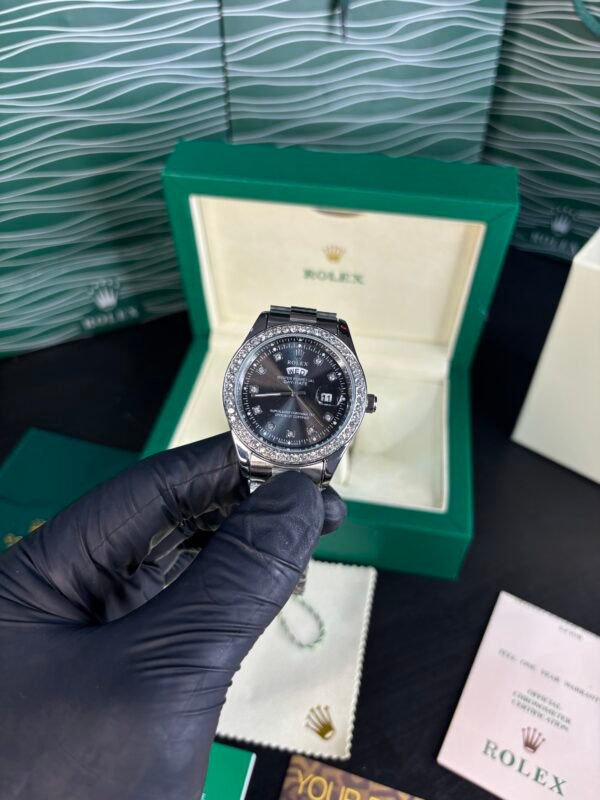 Rolex Oyster Perpetual Day-Date Diamond 40 - Image 2