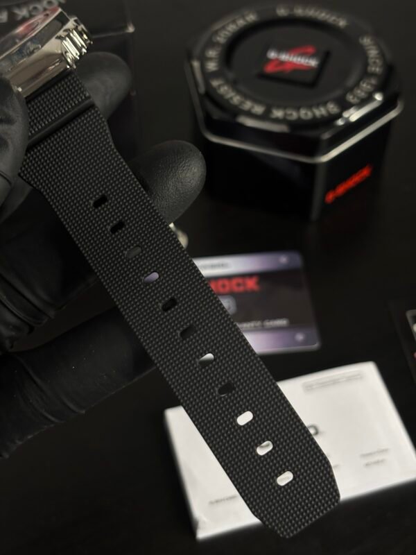 Casio G-Shock GM-2100 Metal Dial - Image 5