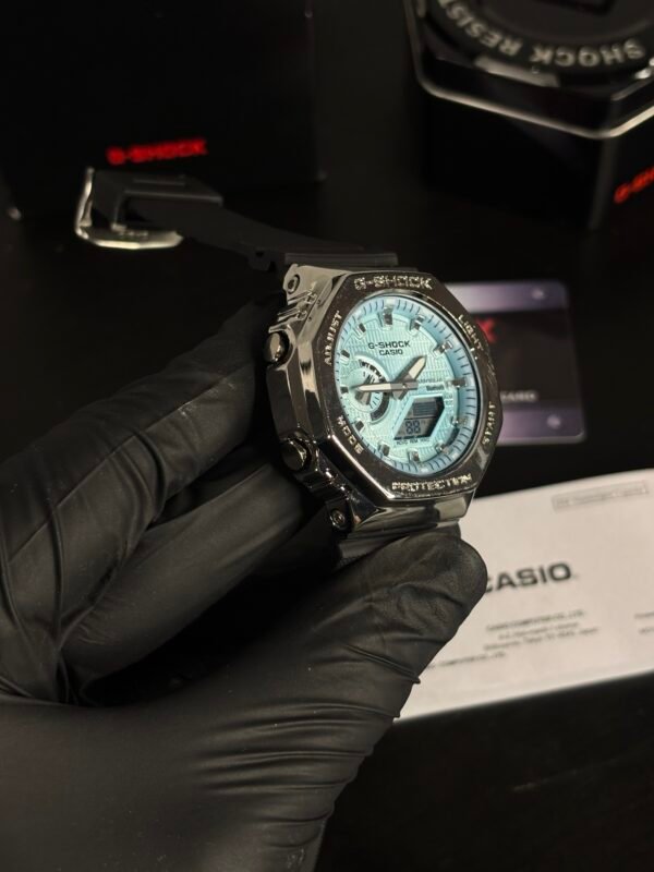 Casio G-Shock GM-2100 Metal dial - Image 2