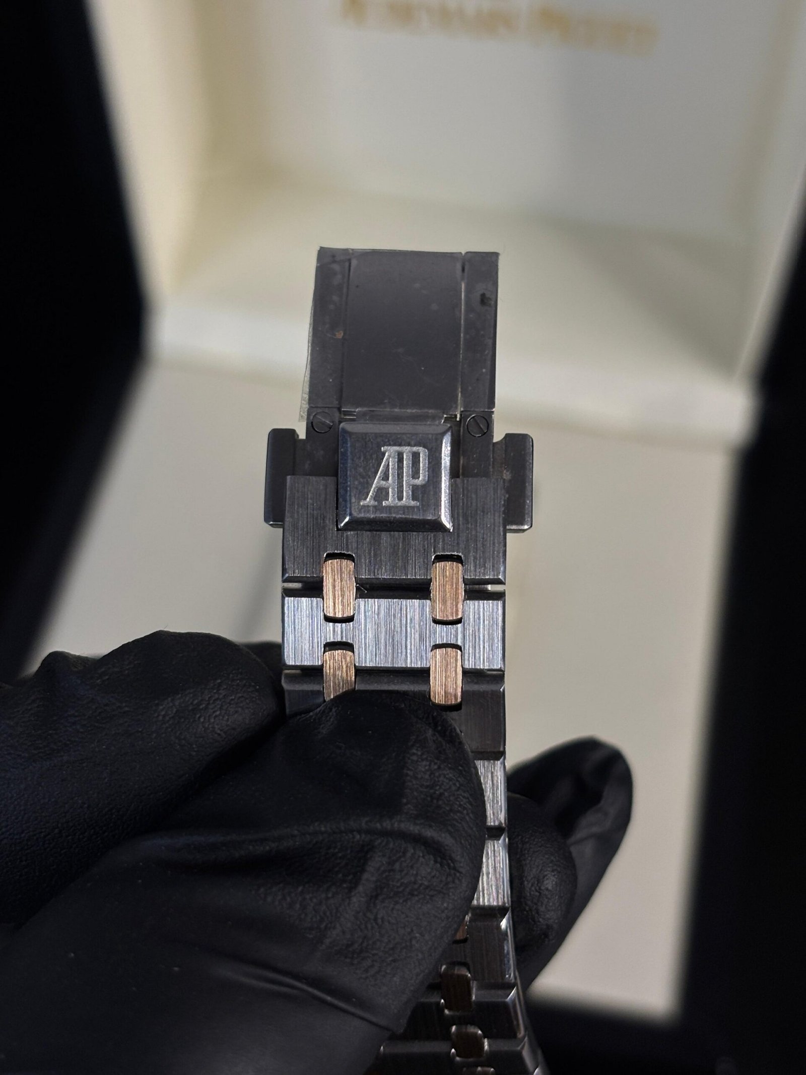 Audemars Piguet Royal Oak Silver-Copper Black Dial - Image 6