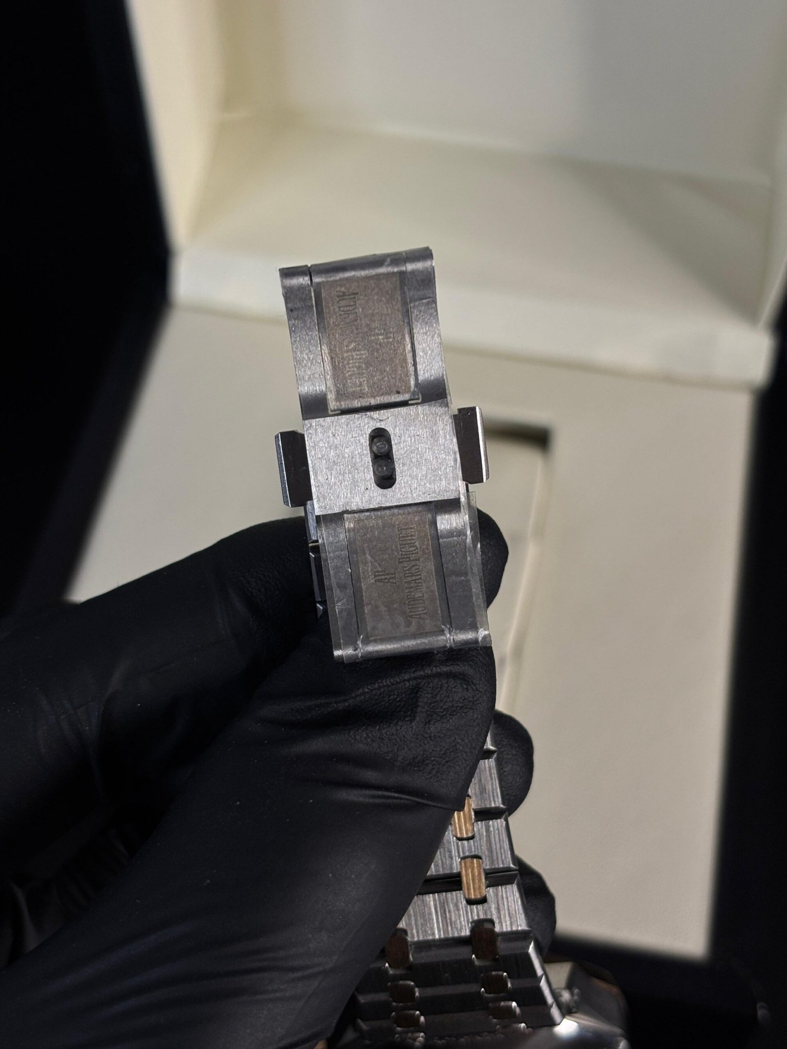 Audemars Piguet Royal Oak Silver-Copper Black Dial - Image 4