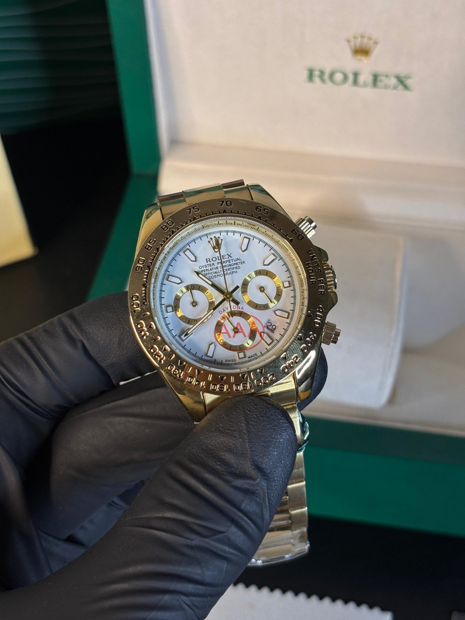 Rolex Oyster Perpetual Daytona White Gold - Image 3