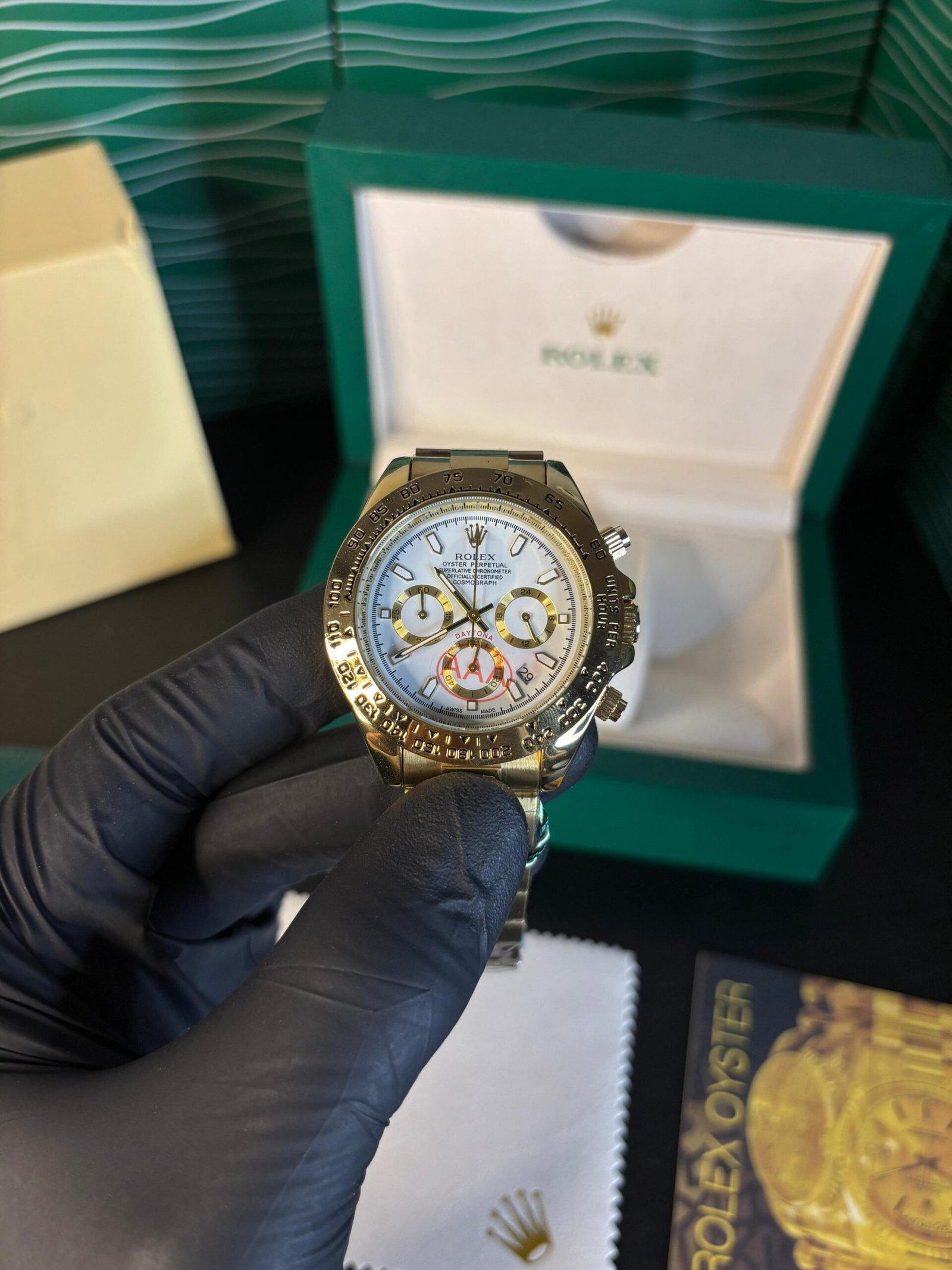 Rolex Oyster Perpetual Daytona White Gold - Image 5