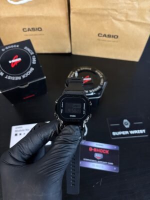 Casio g shock gms5600