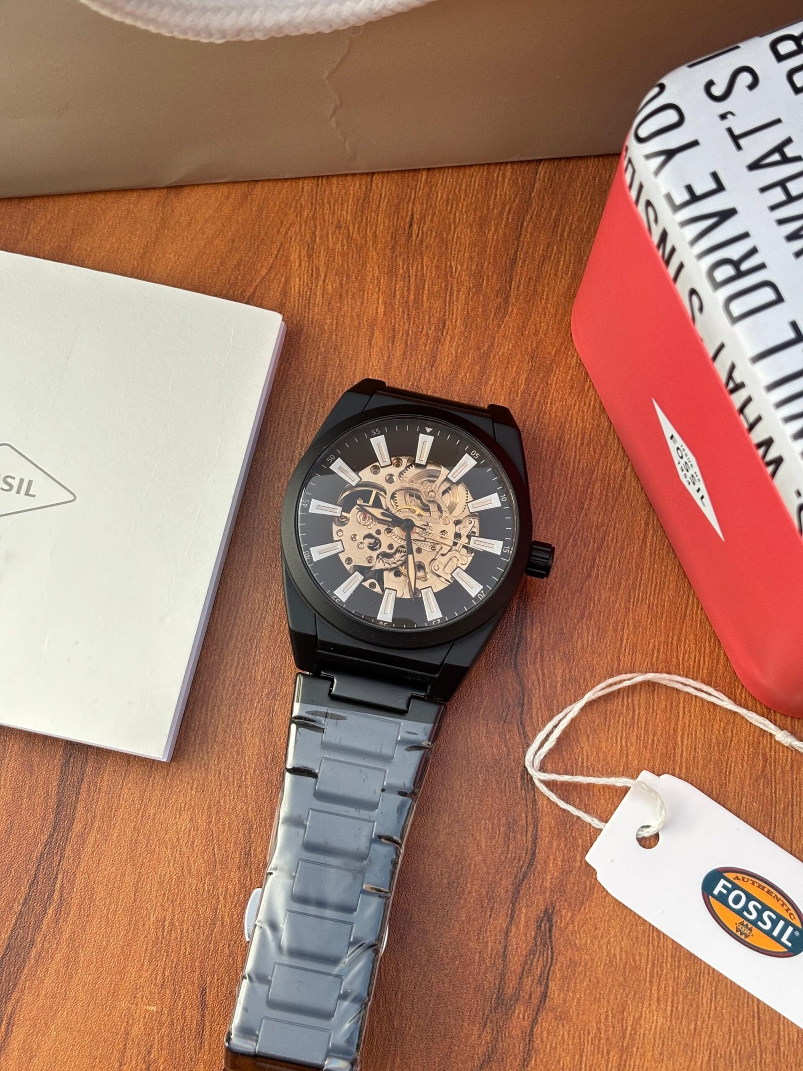 Fossil everett premium quality