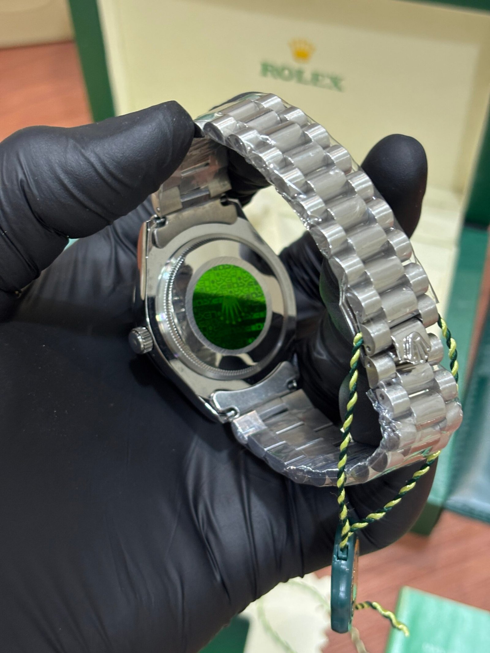 ROLEX OYSTER PERPETUAL DAY DATE SILVER BLUE ARABIC DIAL - Image 4