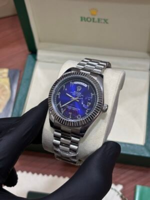 ROLEX OYSTER PERPETUAL DAY DATE SILVER DARK BLUE ARABIC DIAL