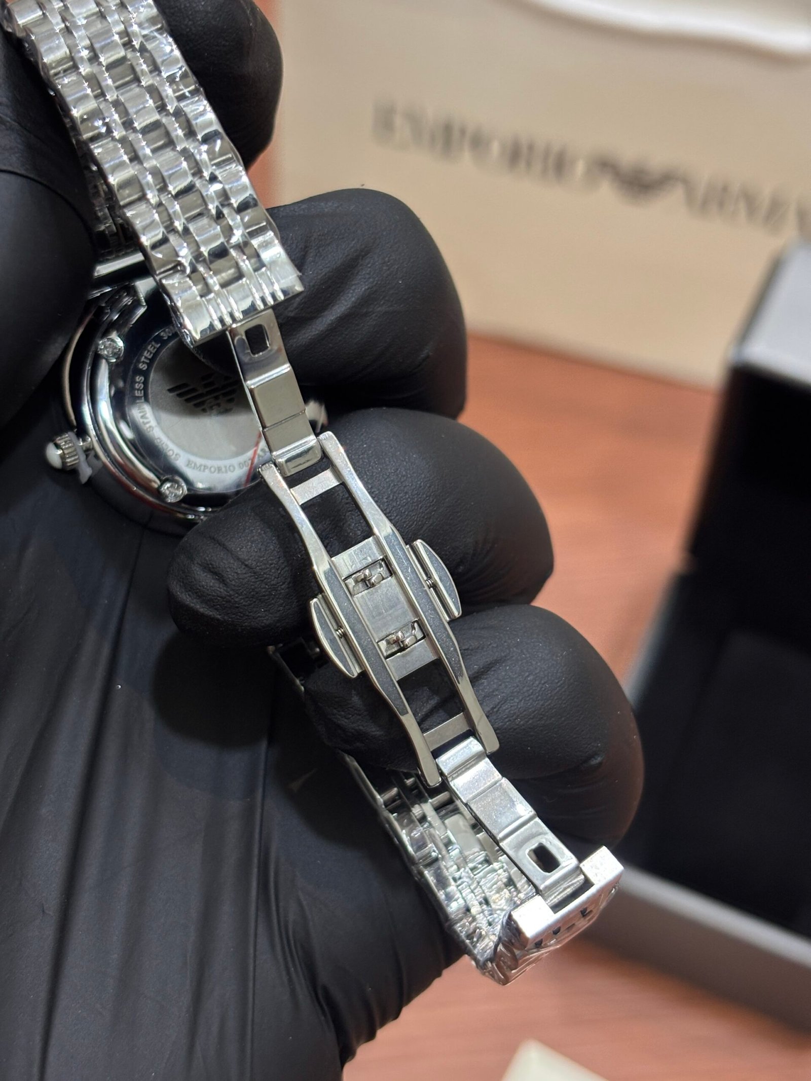 EMPORIO ARMANI DIAMOND SILVER WHITE DIAL - Image 5