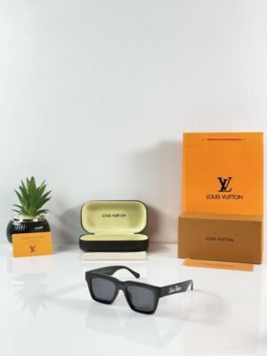 Louis Vuitton 6093 Black