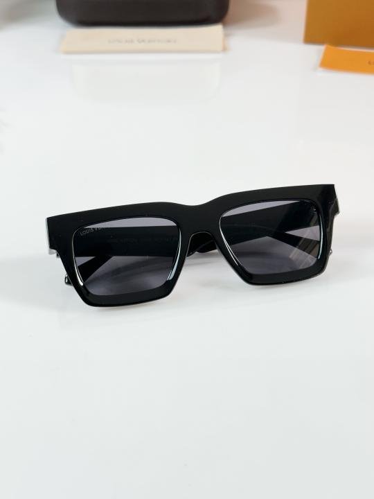 Louis Vuitton 6093 Black - Image 3