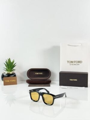 TOMFORD 259 BLACK YELLOW