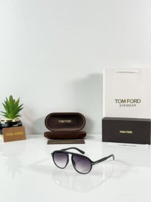 TOMFORD 755 BLACK SHADED