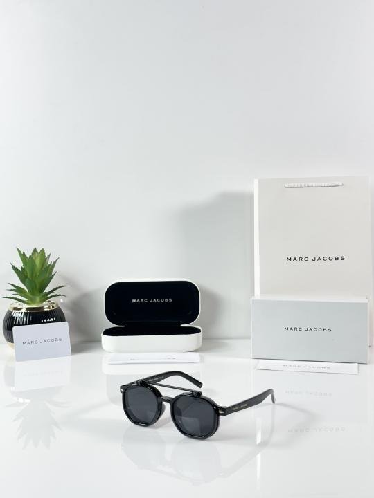 Marc Jacobs 1005 Flip Shine Black - Image 2
