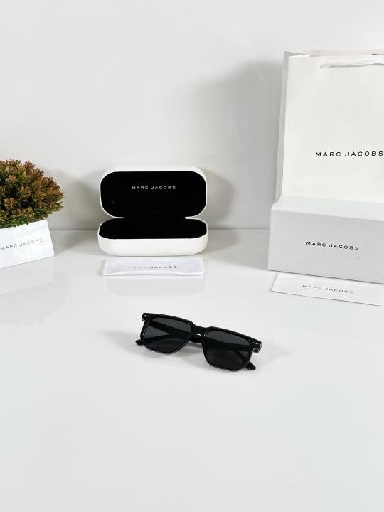 Marc Jacobs 3912 Black - Image 3