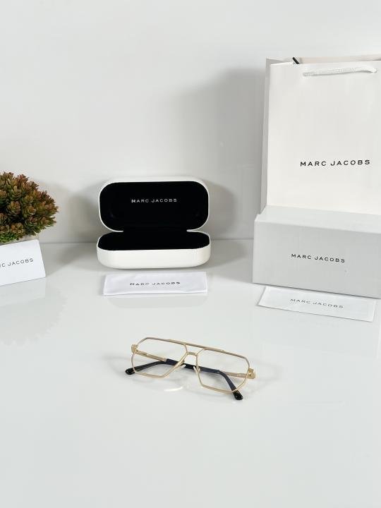 Marc Jacobs 510 Gold Frame - Image 2