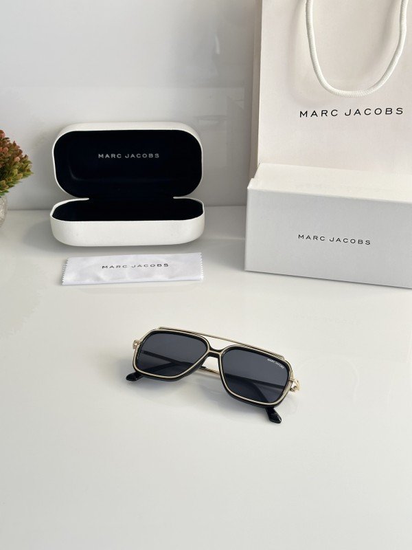 Marc Jacobs 2119 Gold Black - Image 3