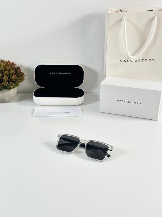 Marc Jacobs 300 Water Black - Image 3