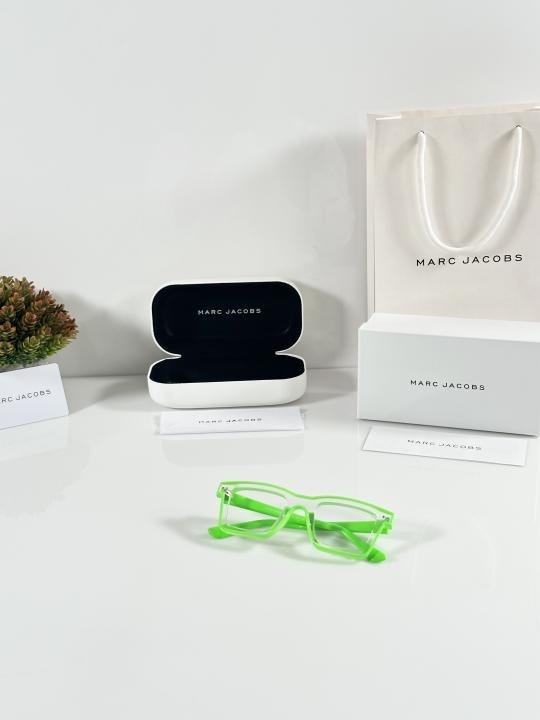 Marc Jacobs 8187 Green Water Day - Image 3