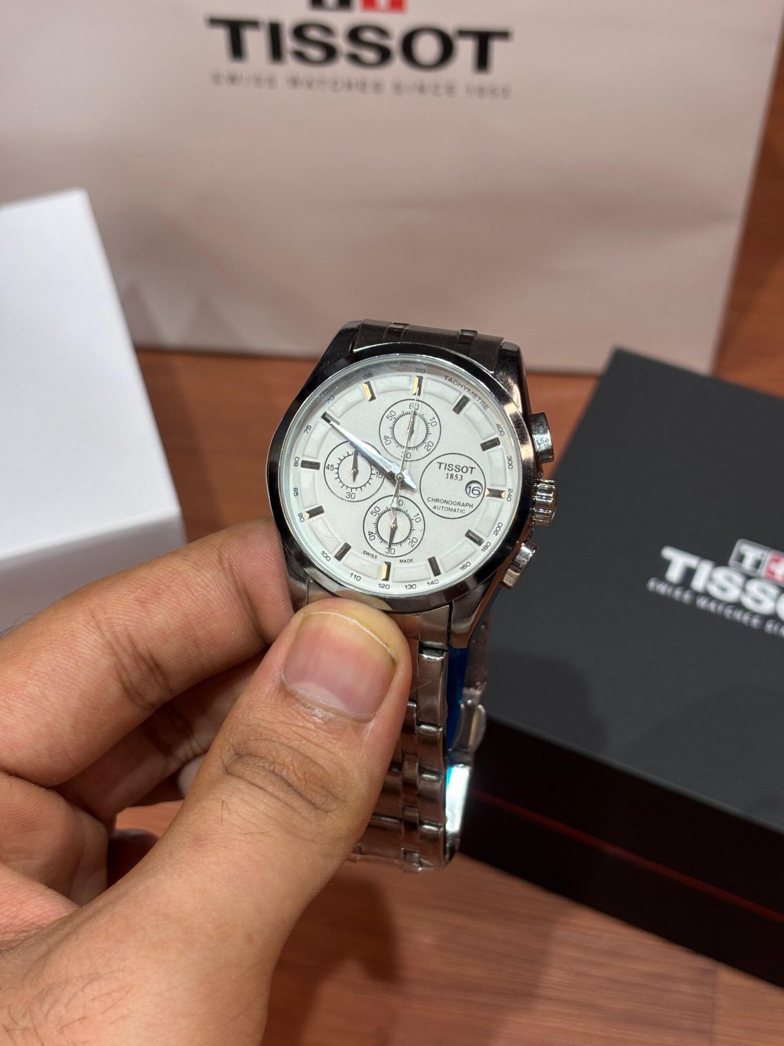 Tisso_t 1853 Couturier Silver-White