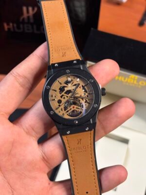 Hublot Classic Fusion Tourbillon HB0011