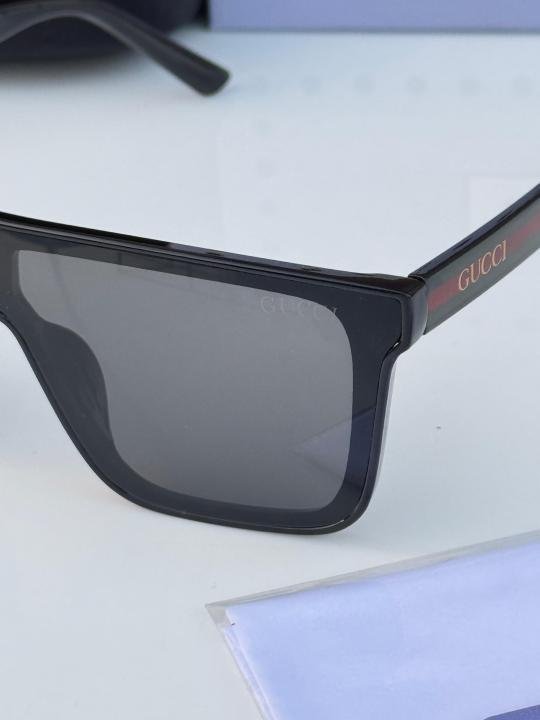 Gucci 2639 glossy black - Image 3