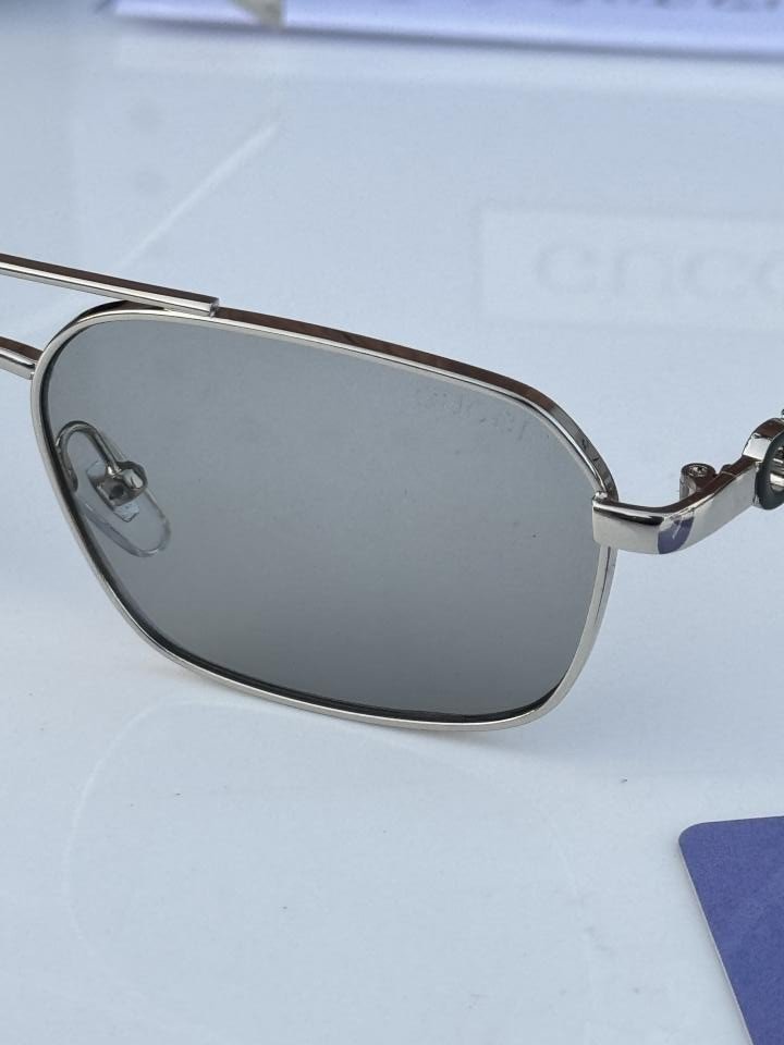 gucci 15035 silver grey - Image 2