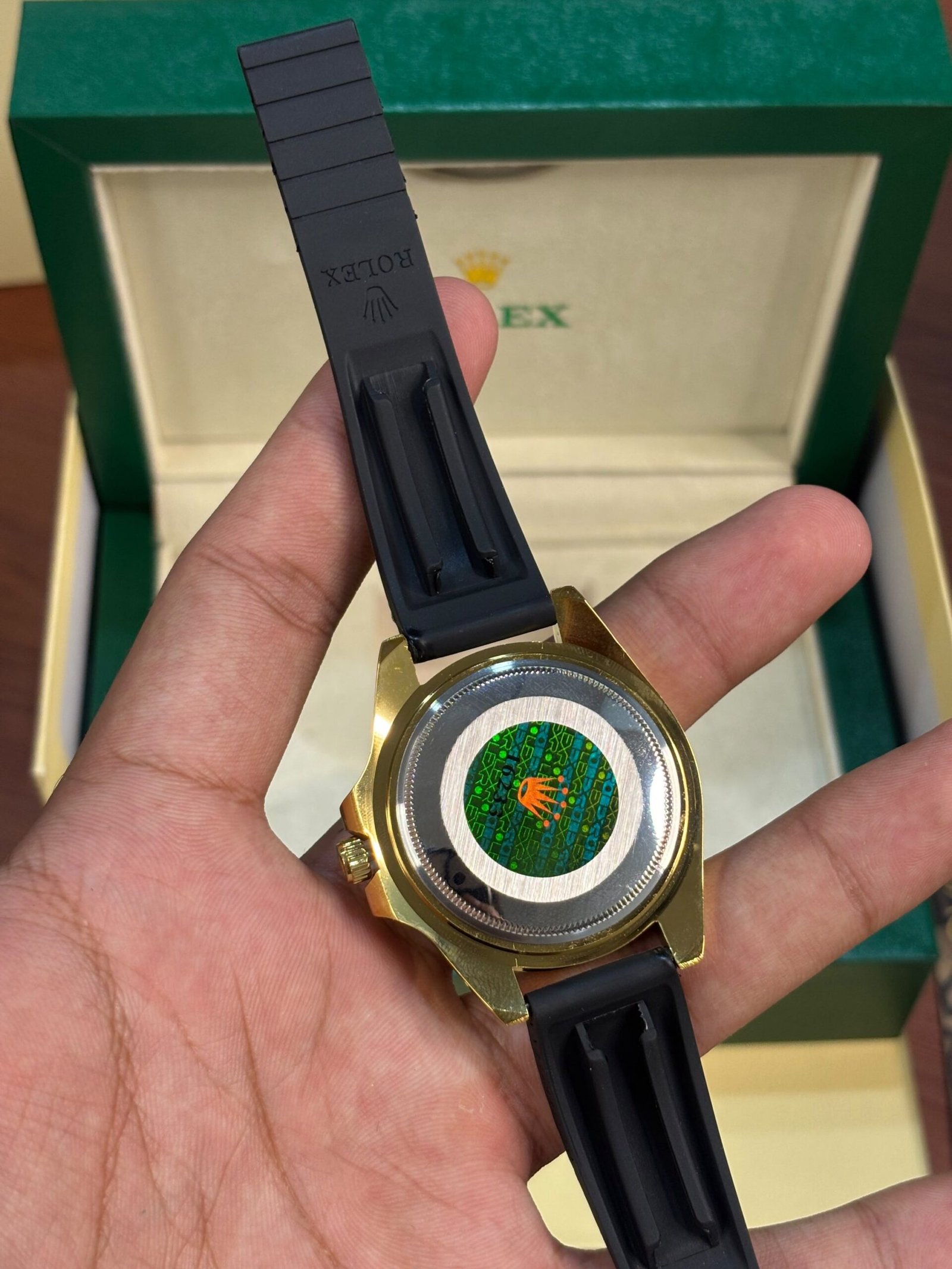 Rolee_x Yacht-Master gold black dail - Image 5