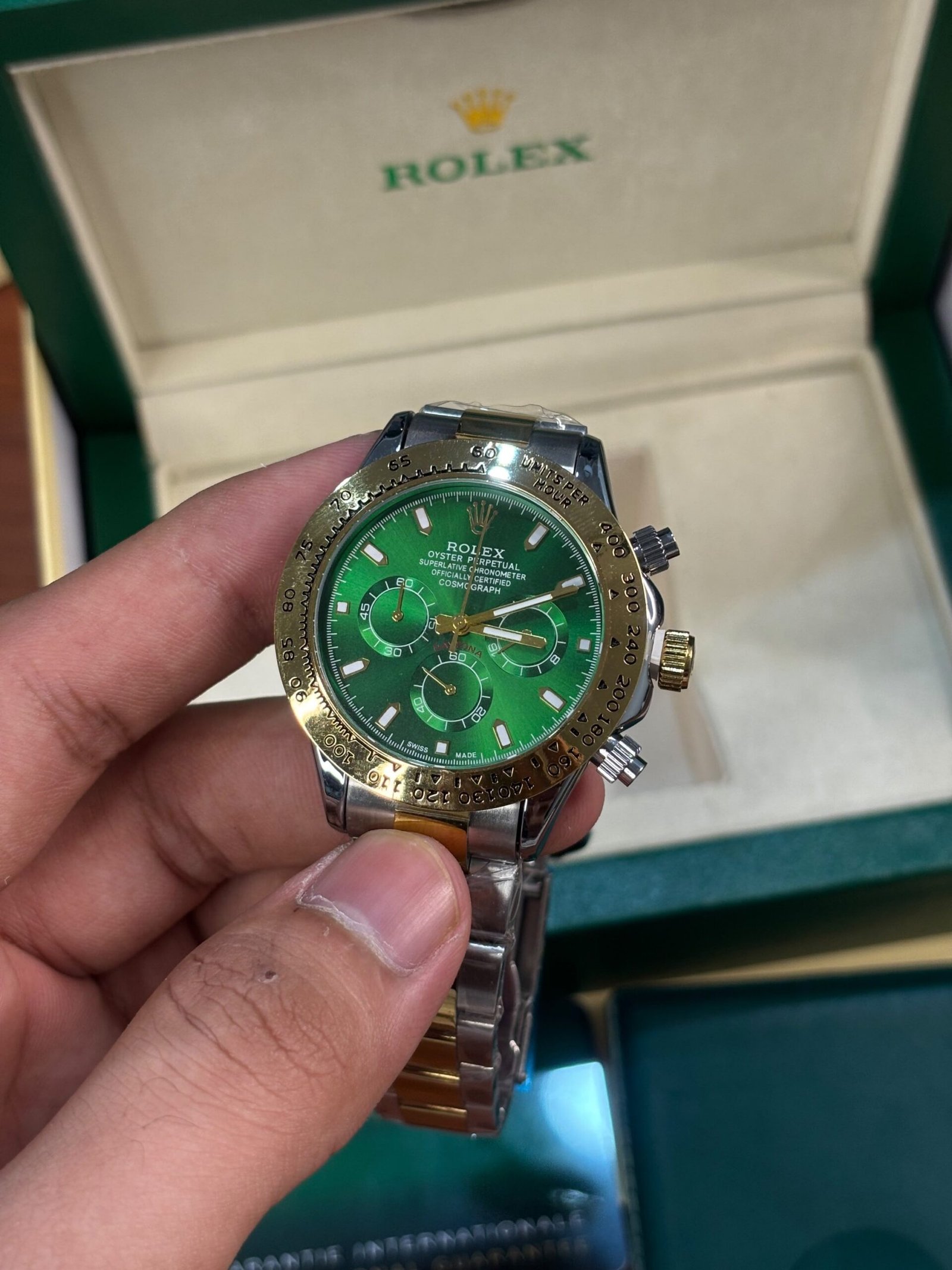Rolex Daytona Oyster Perpetual Two Tone Gold Green Dial - Image 2