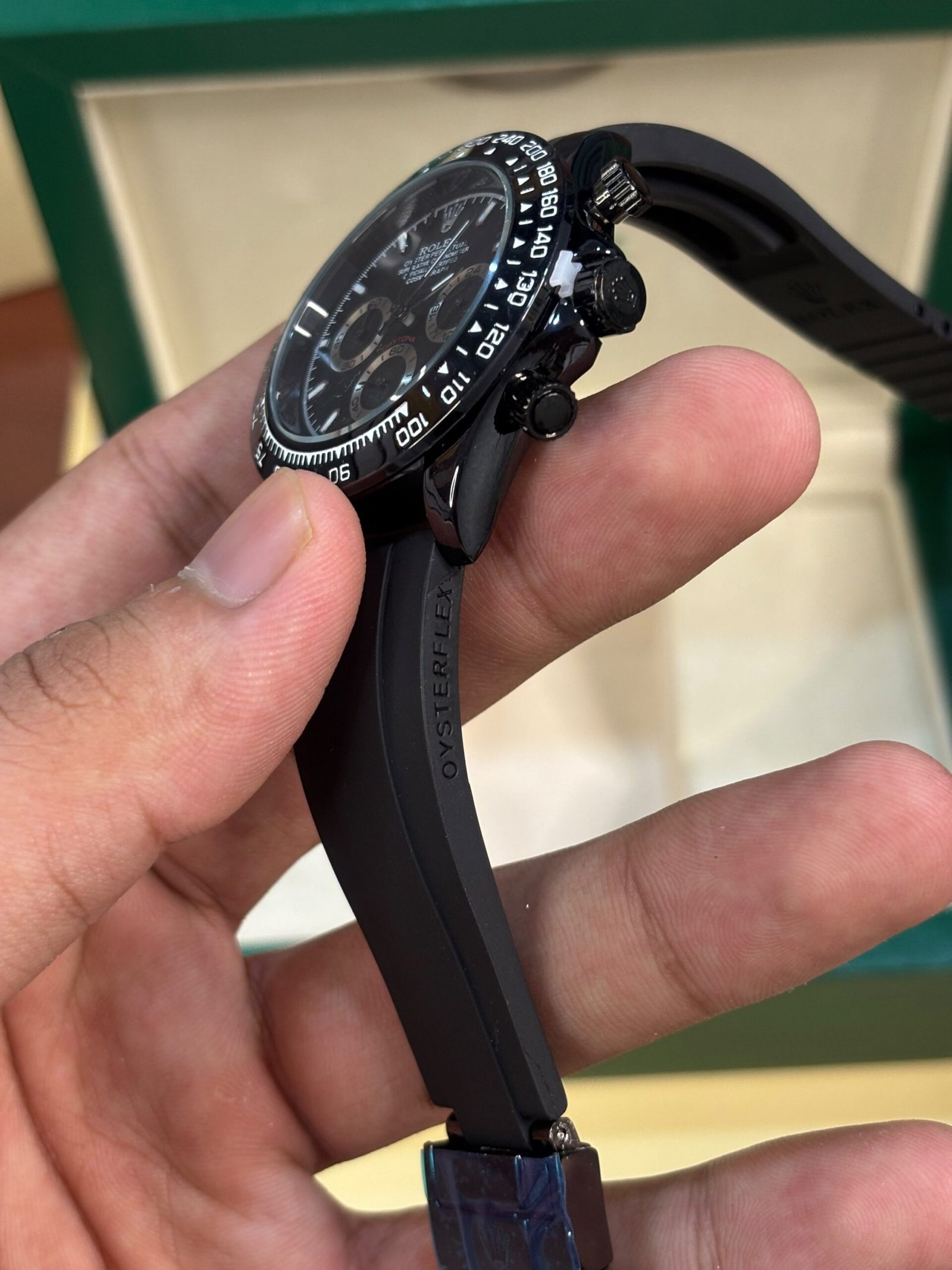 Rolex Daytona Oysterflex Perpetual Black Dial - Image 3