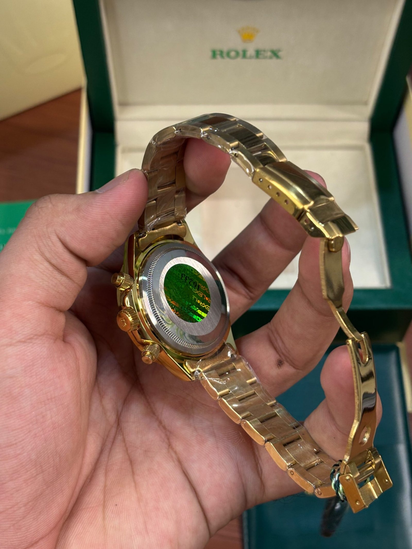 Rolex Daytona Oyster Perpetual Gold Full Green Dial - Image 7
