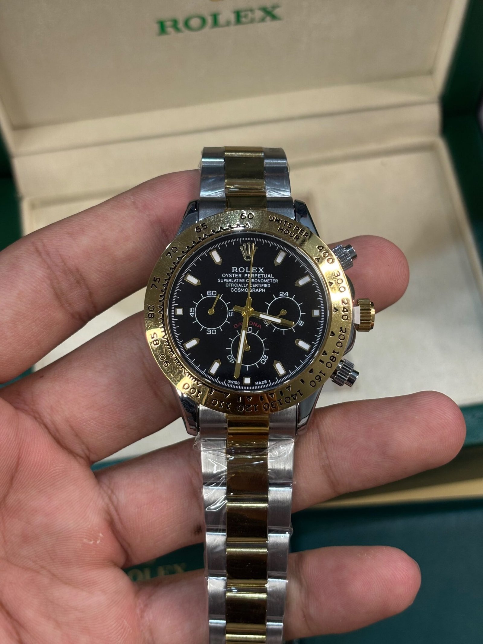 Rolex Daytona Oyster Perpetual Two Tone Gold Black Dial - Image 2